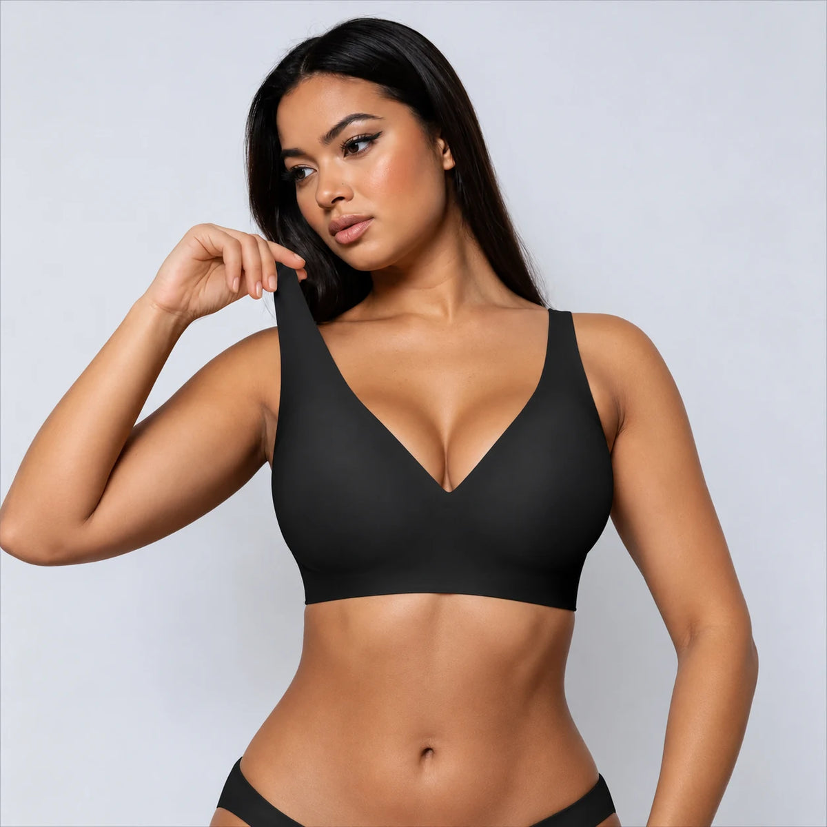 Alma Hamac 360™ noir, soutien-gorge sans armatures porté